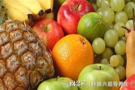 要少吃3种水果和4种蔬菜米乐m6网站高尿酸患者(图1)